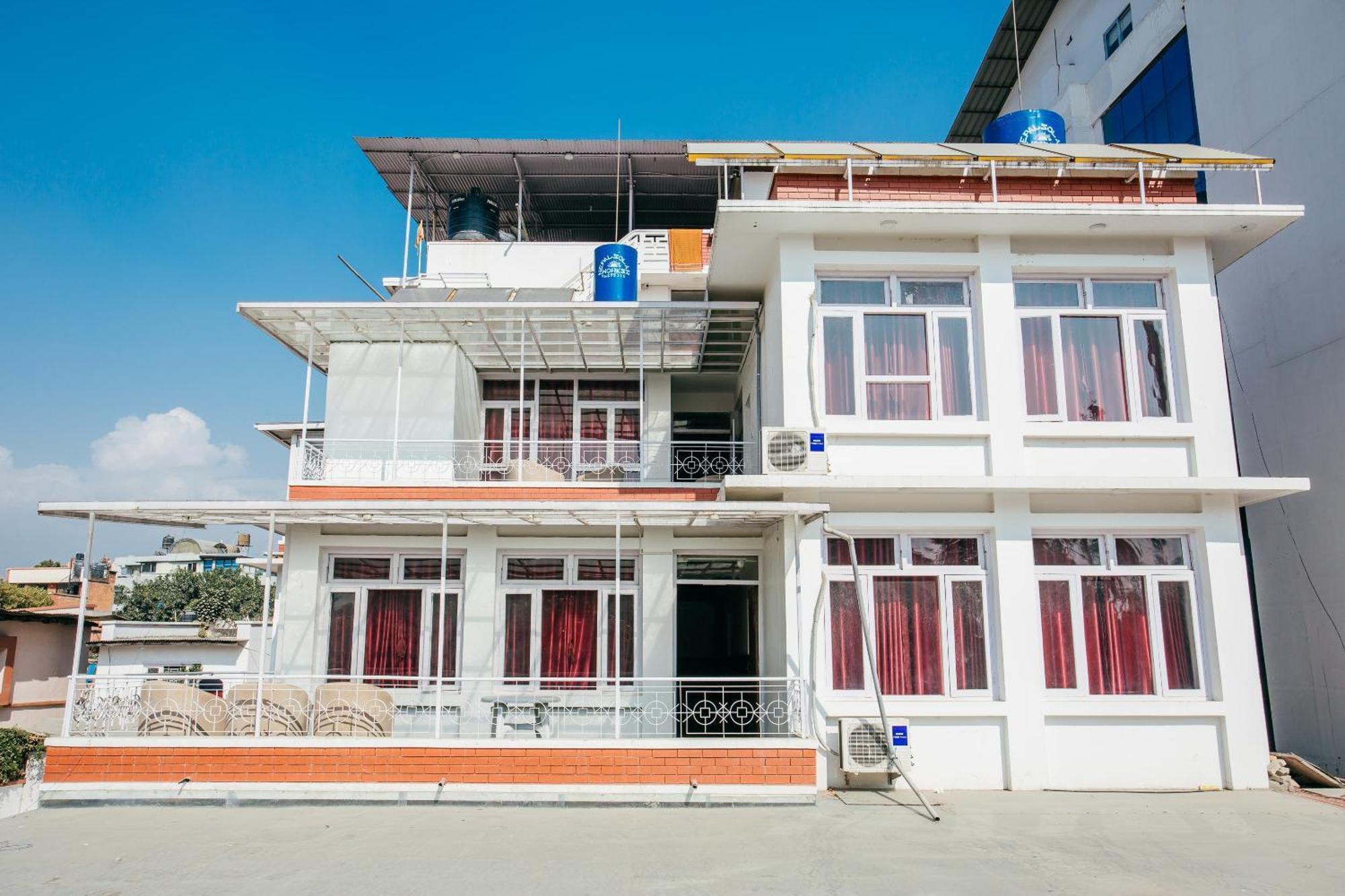 OYO 11474 Gangaur Regency Boutique Hotel Katmandou Extérieur photo